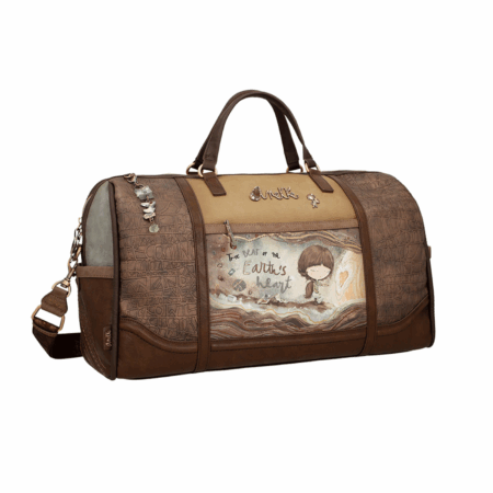 Tip zatvarača: patentni zatvarač/zip Broj pretinaca i džepova: 1 glavni pretinac, 2 bočna i 1 stražnji džep, 3 unutarnja Tip ručke/remena: 2 ručke, 1 odvojivi remen za preko ramena